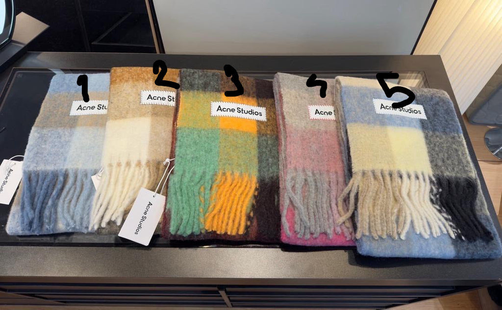 Checked Soft Winter Scarf