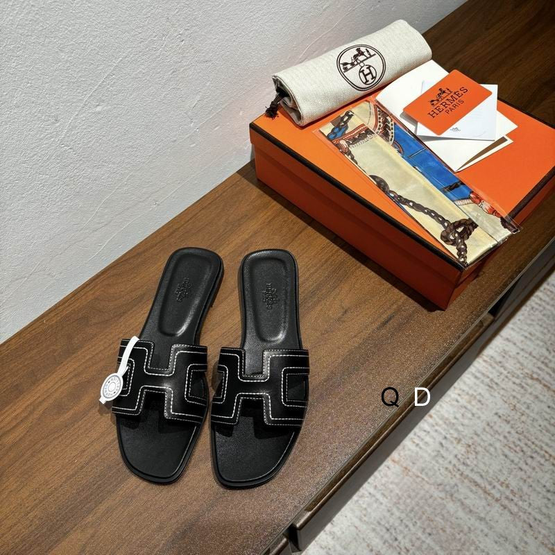 Leather Flat Sandals