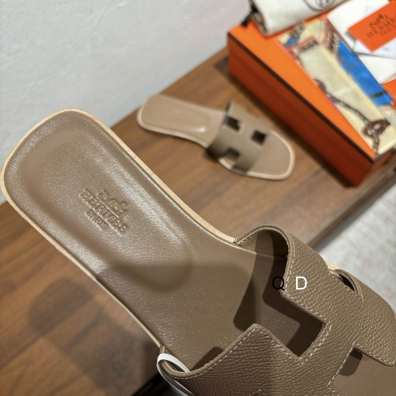 Leather Flat Sandals
