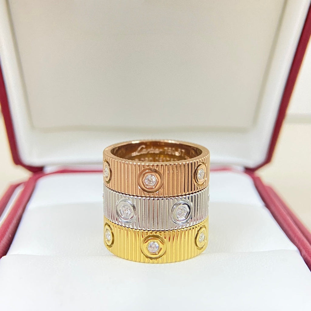 SS 25 Textured Crystal Band Ring