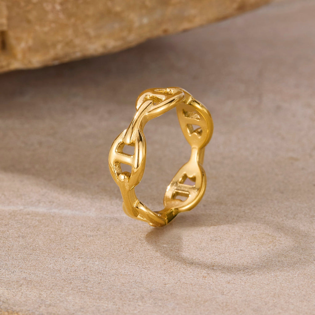 Geometric Hollow Ring