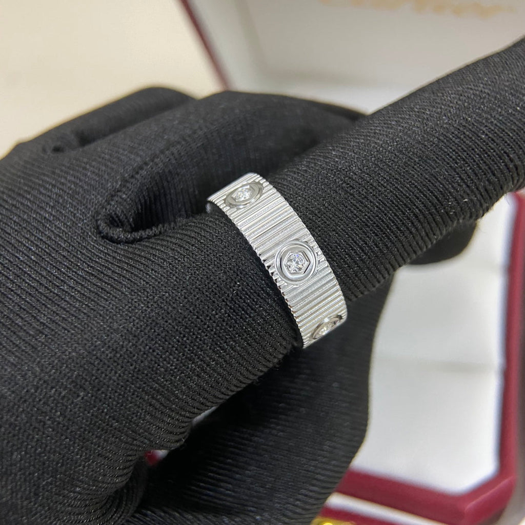 SS 25 Textured Crystal Band Ring