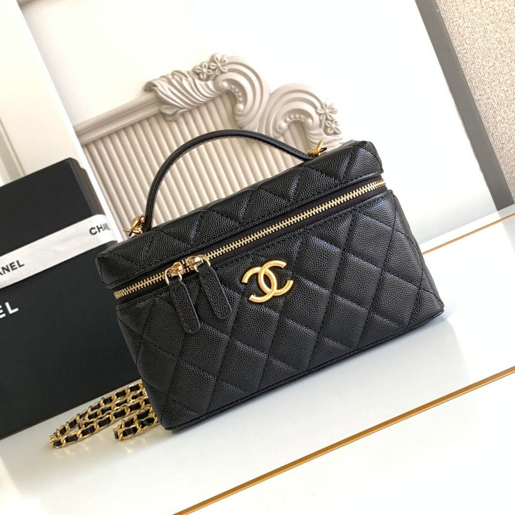 Classic Mini Flap Bag 19.5cm