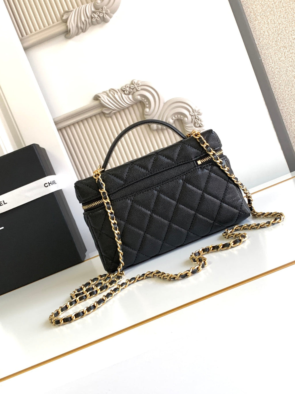 Classic Mini Flap Bag 19.5cm