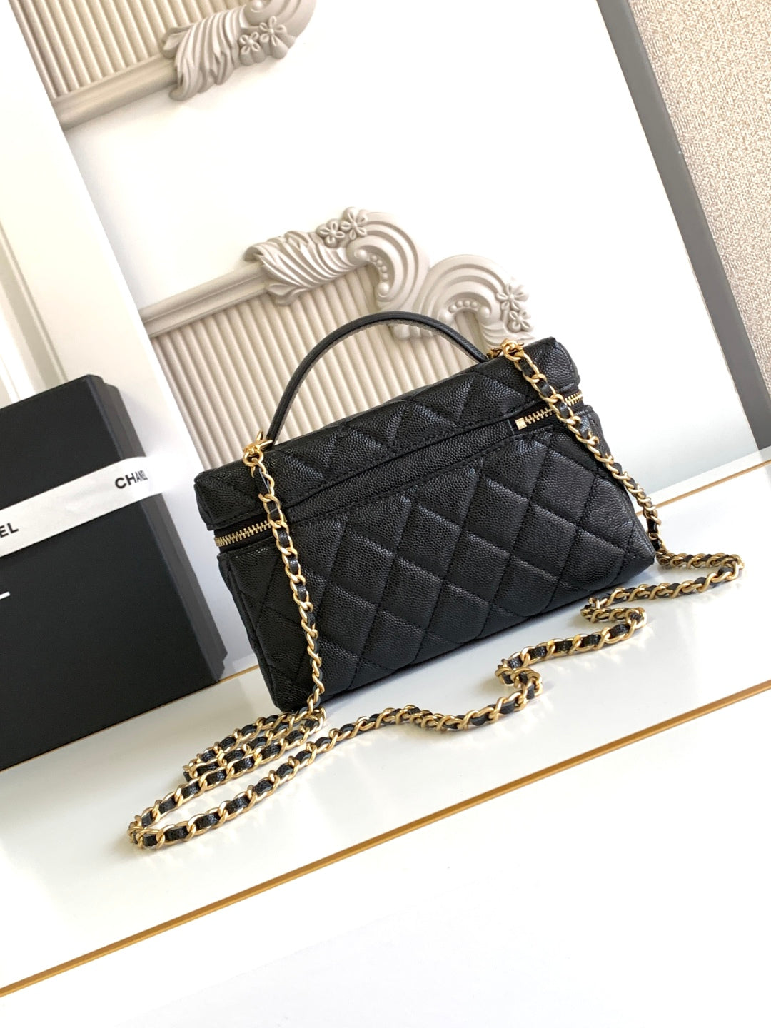 Classic Mini Flap Bag 19.5cm