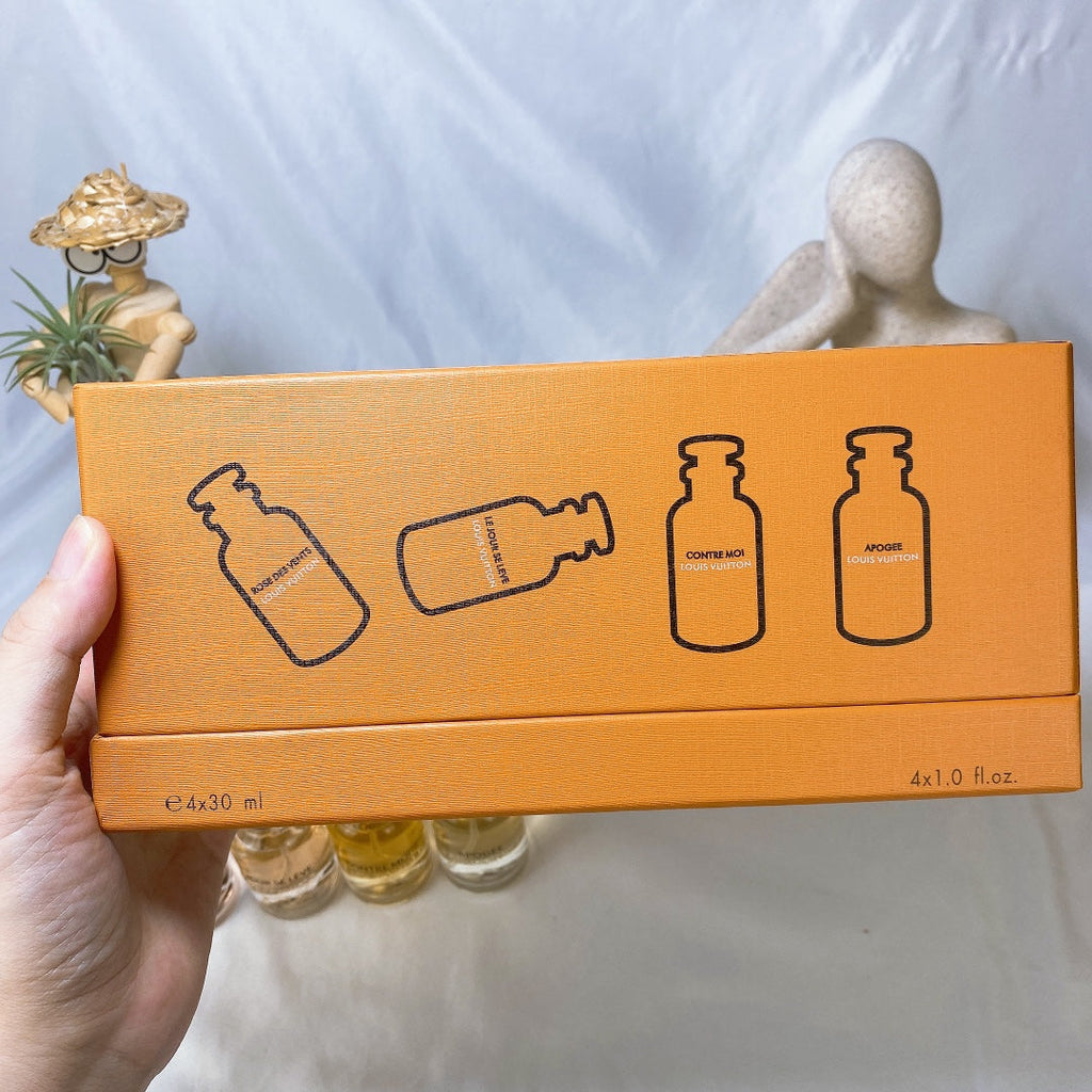 Perfume Discovery Set · 4 x 30 ml Spray