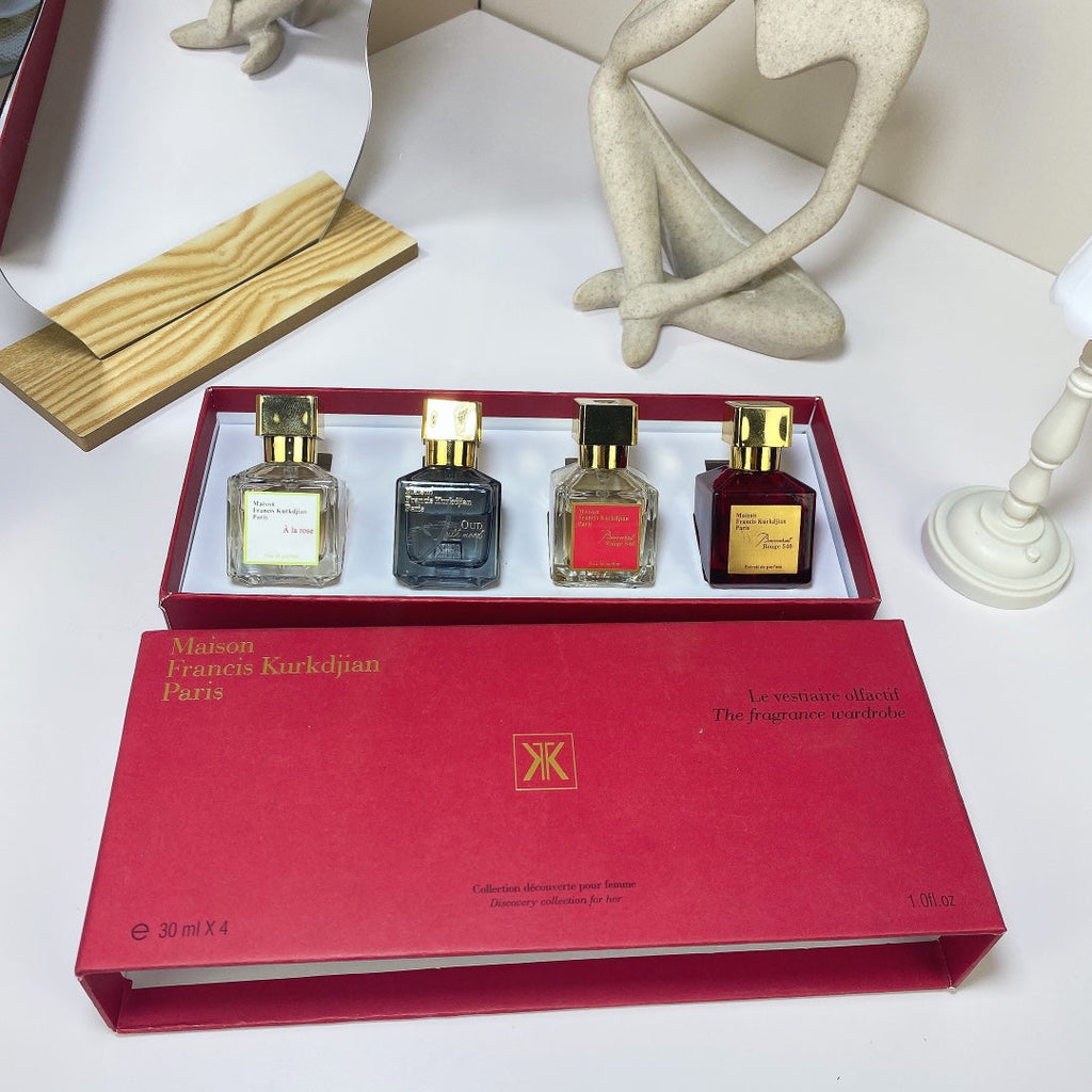 Perfume Discovery Set · 4 x 30 ml Spray