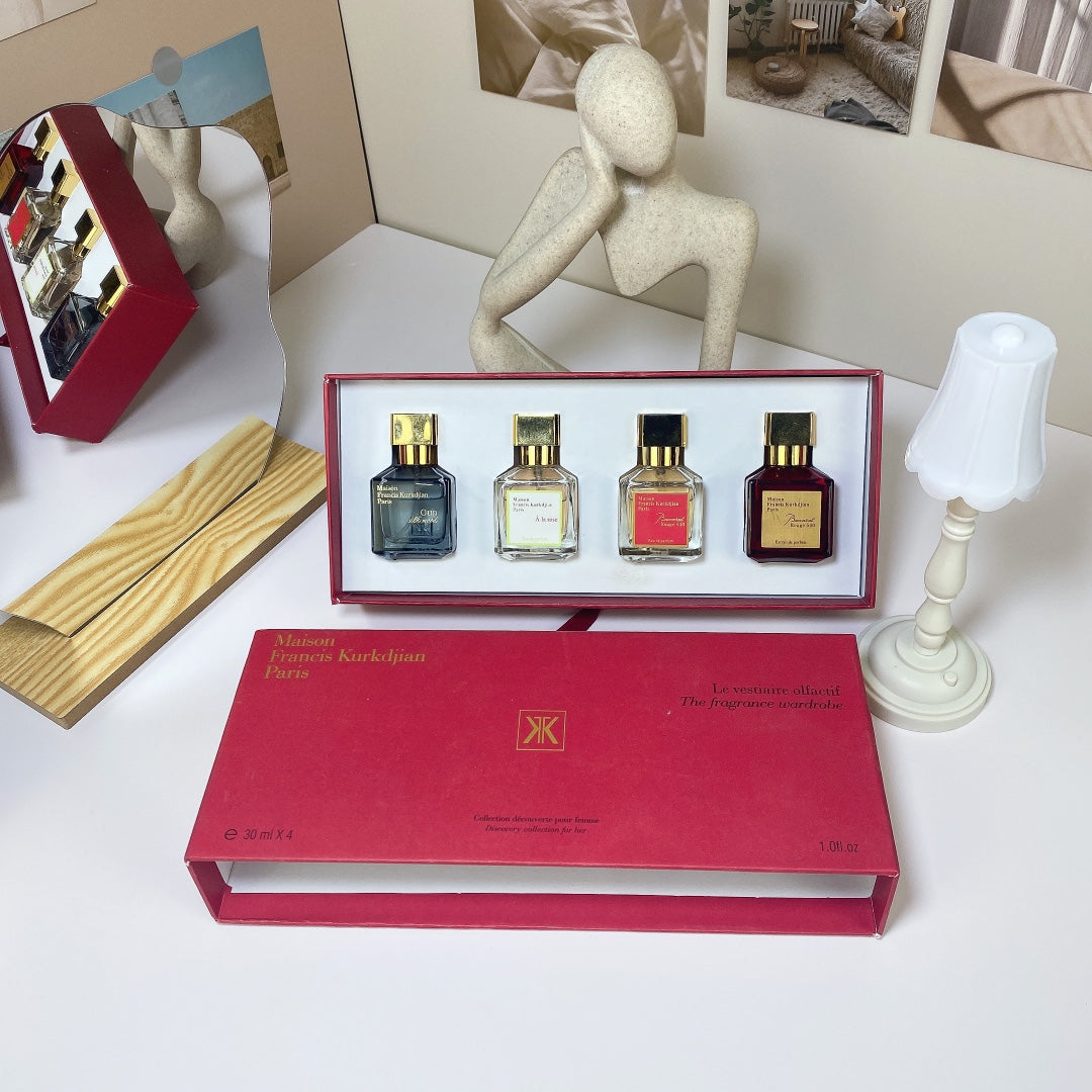 Perfume Discovery Set · 4 x 30 ml Spray