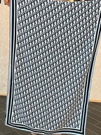 Double-Sided Cashmere Scarf