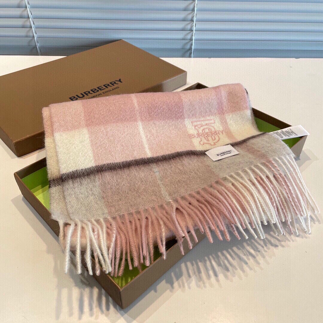 Classic Cashmere Scarf
