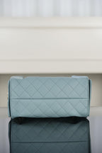 Soft Quilted Shoulder Bag 25